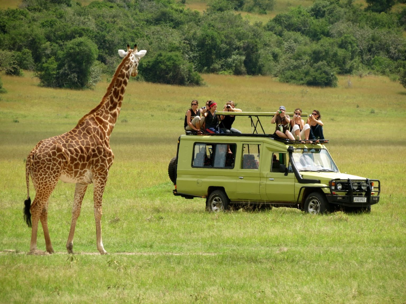 3 Days Tanzania Safari and Adventure Tour